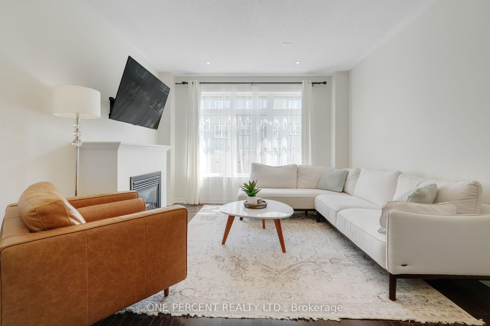 Photo 10 of 225 Losino Crescent, Ottawa, Kanata - Emerald Meadows/Trailwest — HOMEH