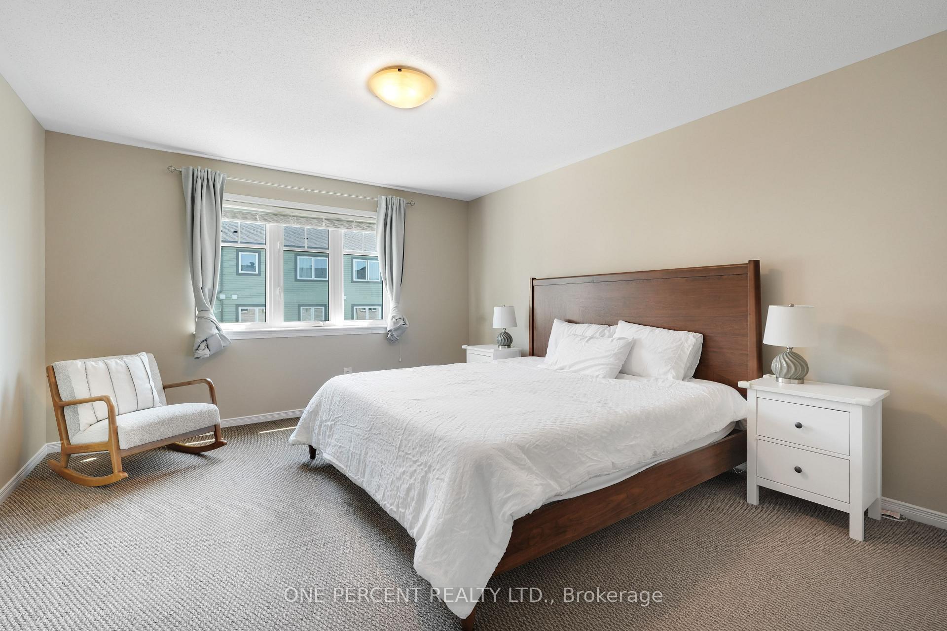 Photo 17 of 225 Losino Crescent, Ottawa, Kanata - Emerald Meadows/Trailwest — HOMEH
