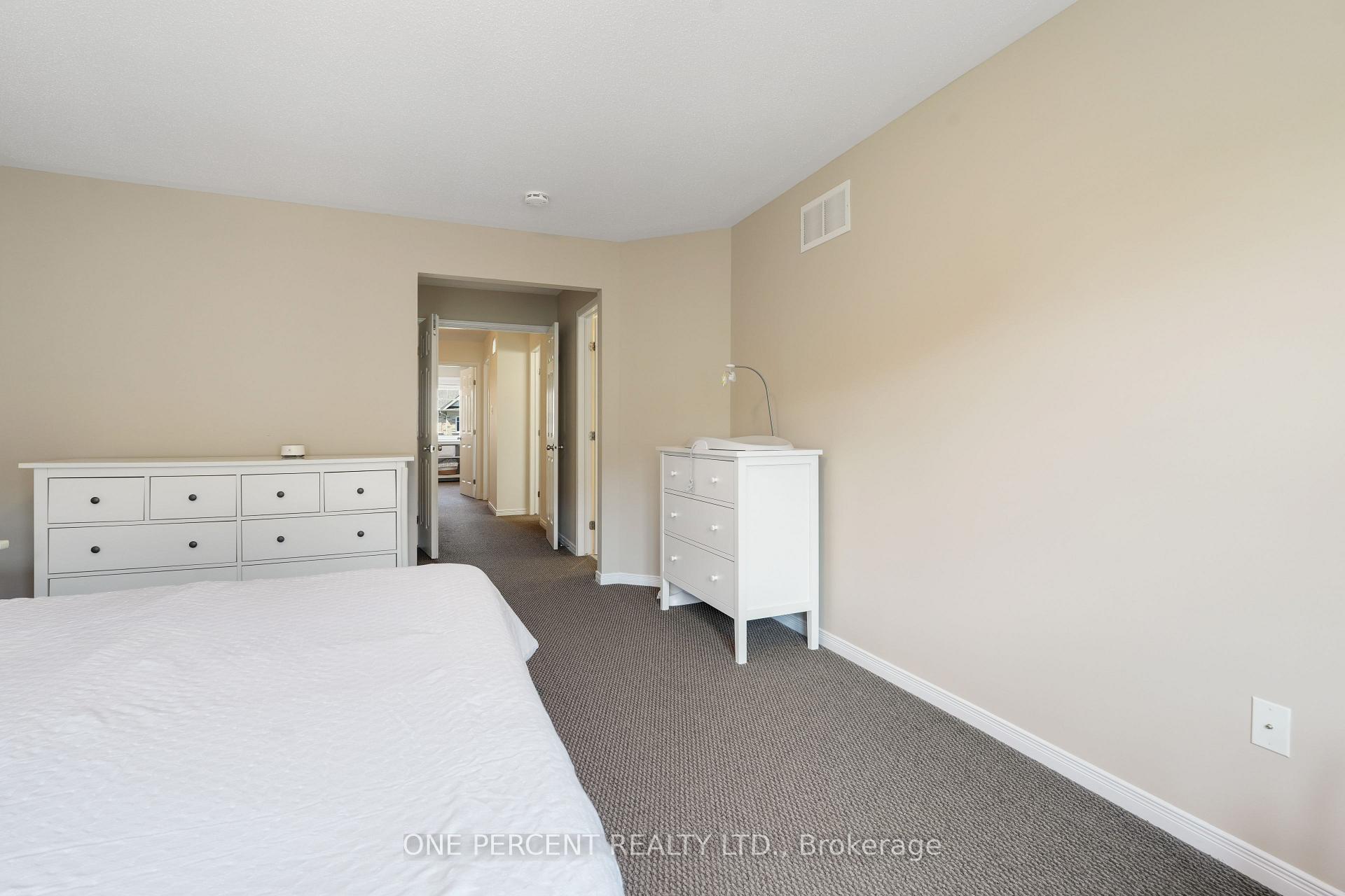 Photo 20 of 225 Losino Crescent, Ottawa, Kanata - Emerald Meadows/Trailwest — HOMEH