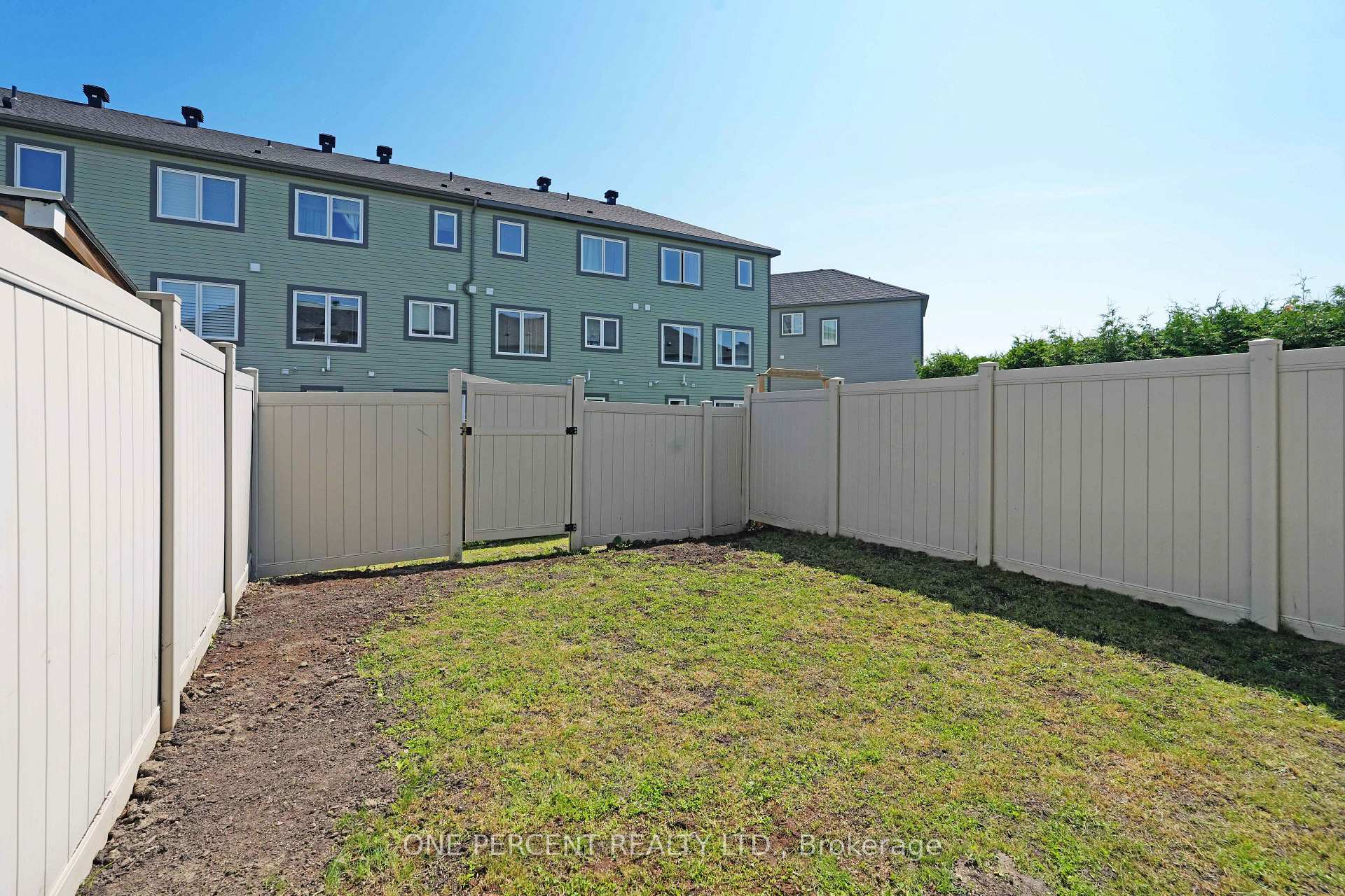 Photo 35 of 225 Losino Crescent, Ottawa, Kanata - Emerald Meadows/Trailwest — HOMEH
