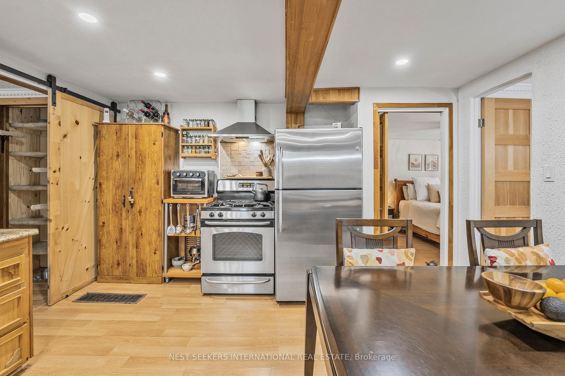 Photo 10 of 1783 Saint Johns Road, Innisfil, Alcona — HOMEH