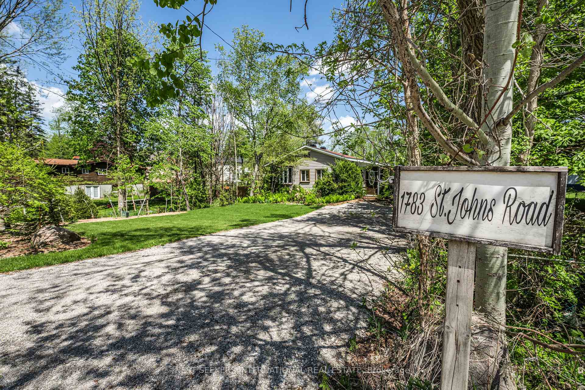 Photo 31 of 1783 Saint Johns Road, Innisfil, Alcona — HOMEH