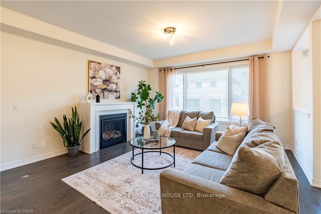 Photo 5 of 281 Broadacre Drive, Kitchener — HOMEH