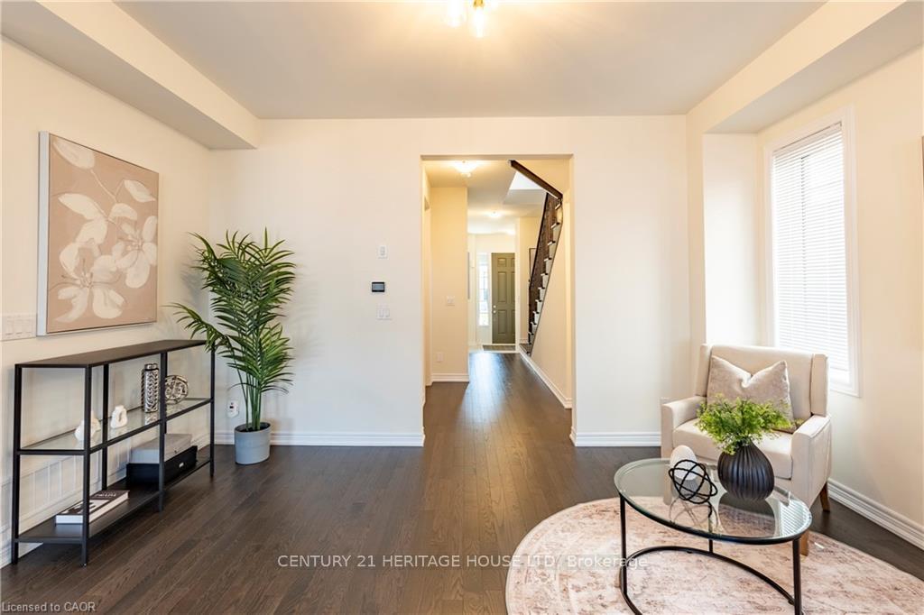 Photo 12 of 281 Broadacre Drive, Kitchener — HOMEH