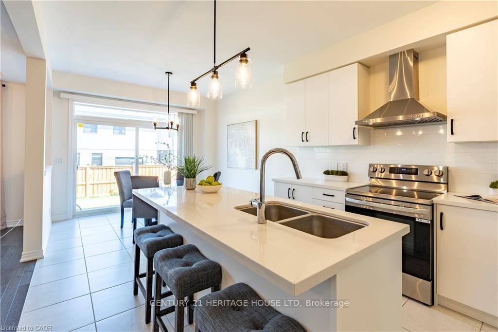 Photo 17 of 281 Broadacre Drive, Kitchener — HOMEH