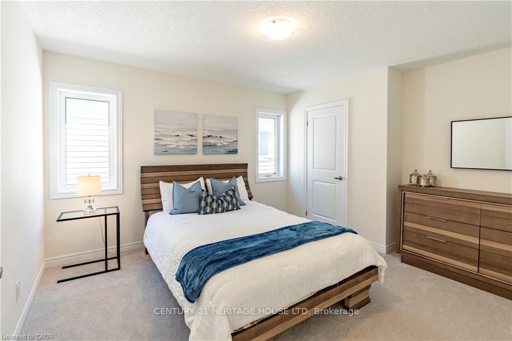 Photo 35 of 281 Broadacre Drive, Kitchener — HOMEH