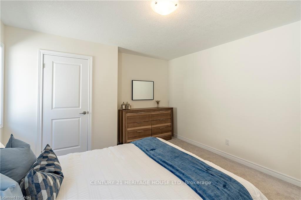 Photo 37 of 281 Broadacre Drive, Kitchener — HOMEH
