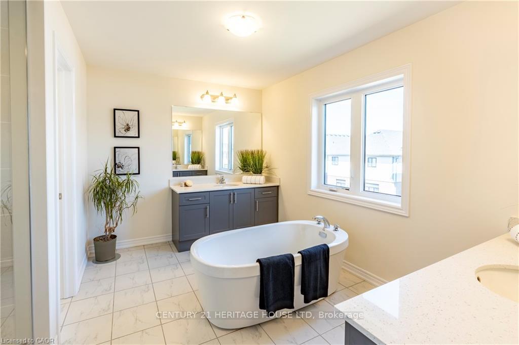 Photo 44 of 281 Broadacre Drive, Kitchener — HOMEH
