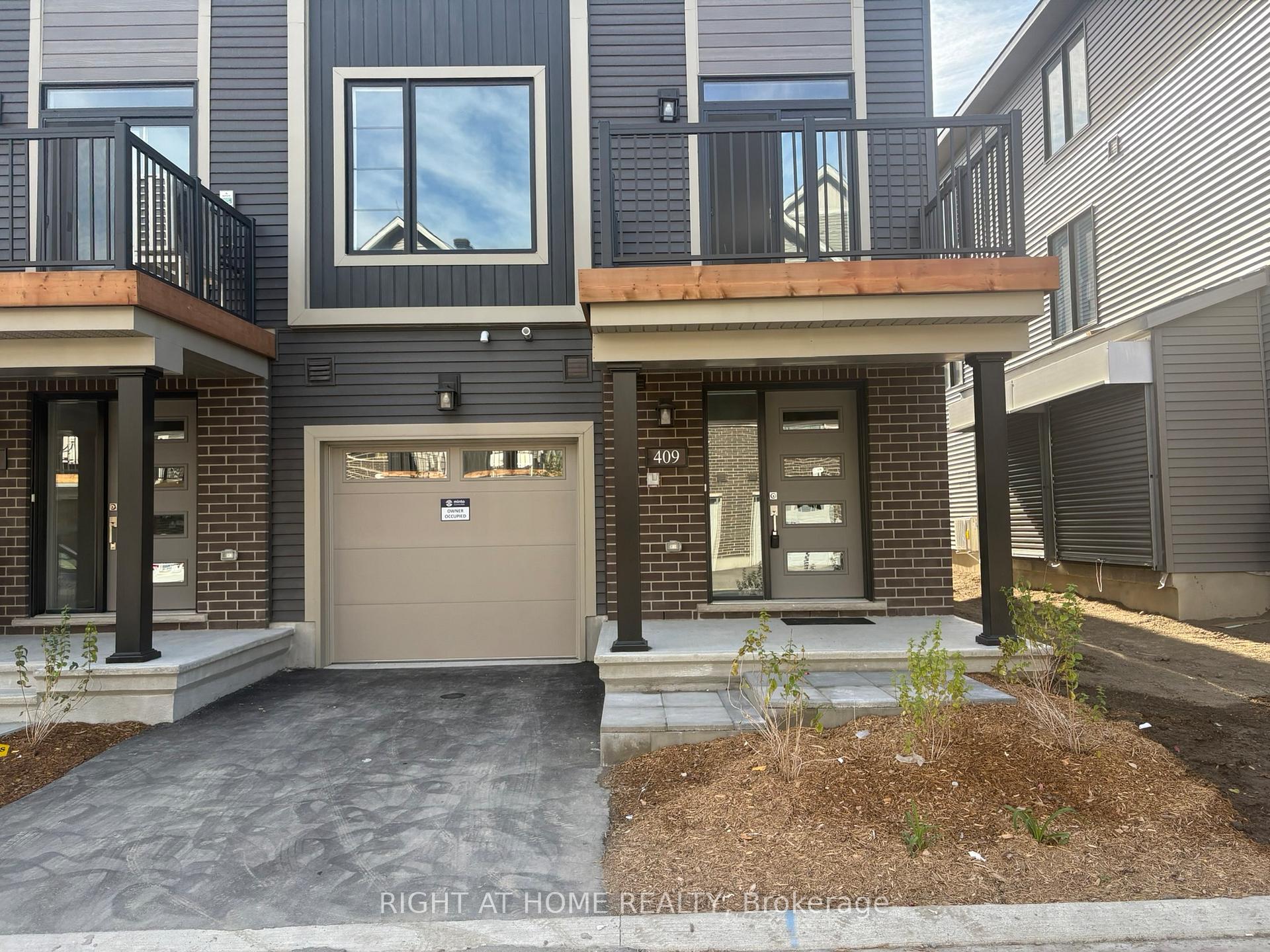 Photo 1 of 409 Silverberry Private, Ottawa, Kanata - Kanata Lakes/Heritage Hills — HOMEH