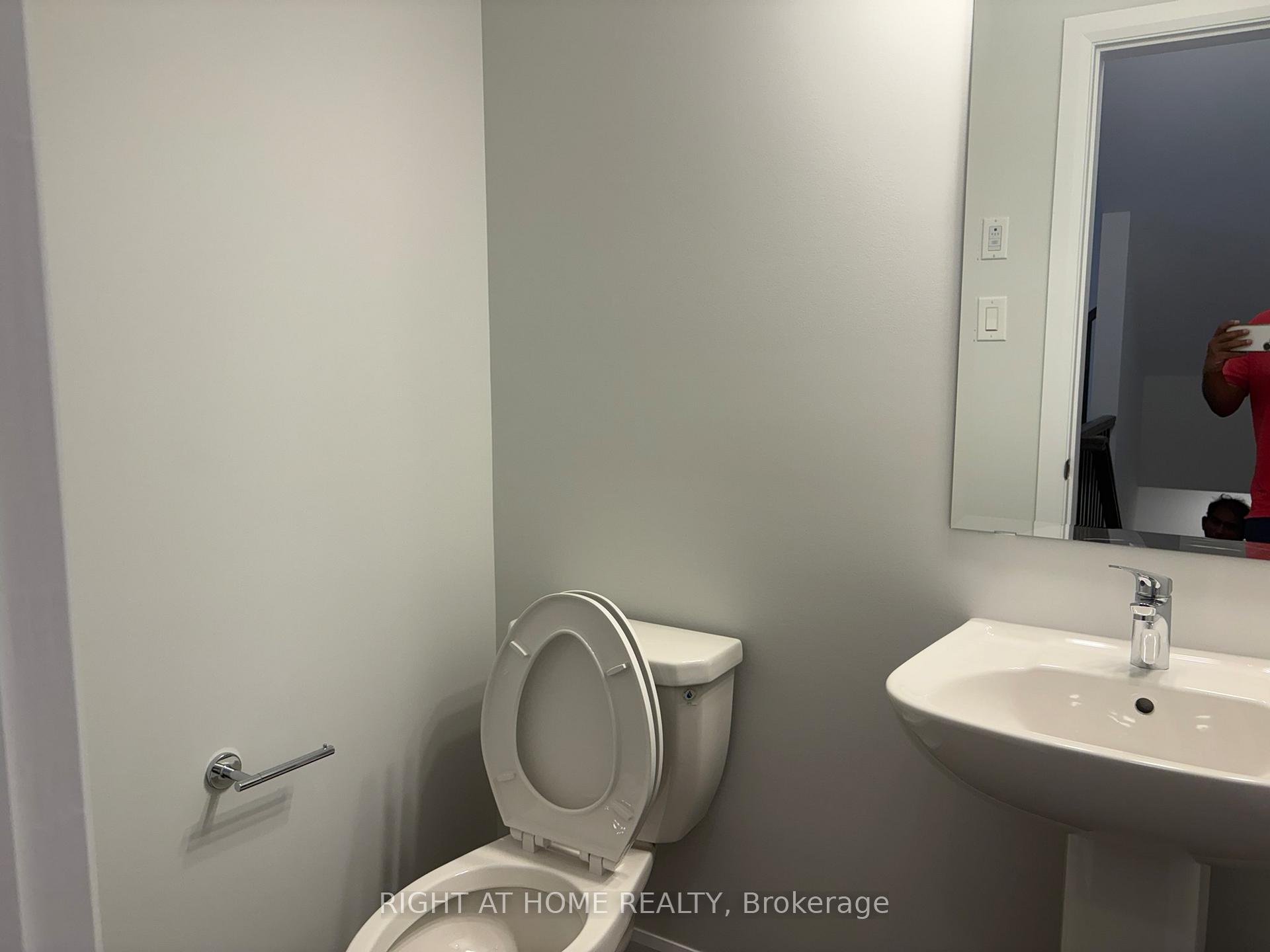Photo 6 of 409 Silverberry Private, Ottawa, Kanata - Kanata Lakes/Heritage Hills — HOMEH