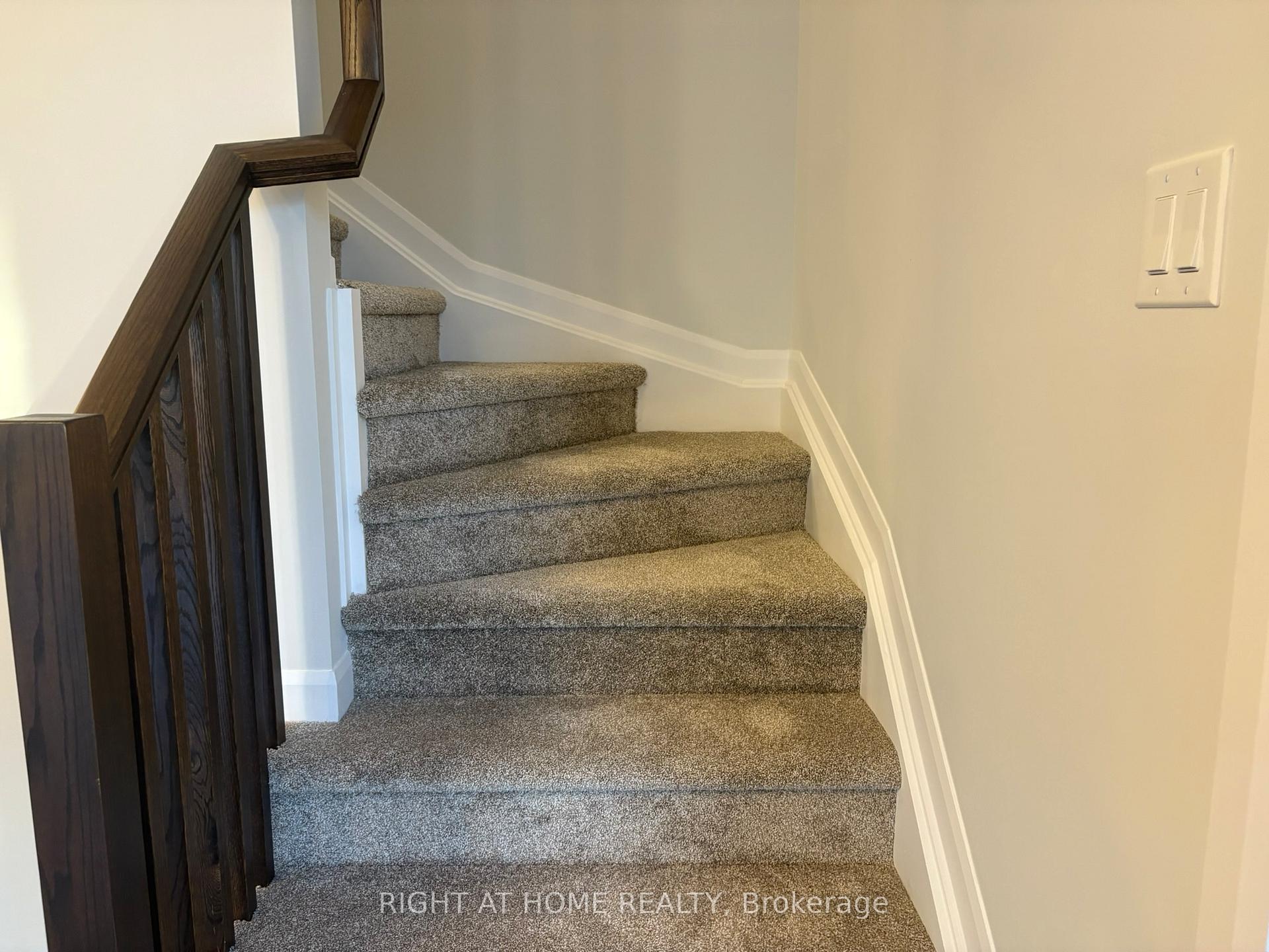 Photo 15 of 409 Silverberry Private, Ottawa, Kanata - Kanata Lakes/Heritage Hills — HOMEH