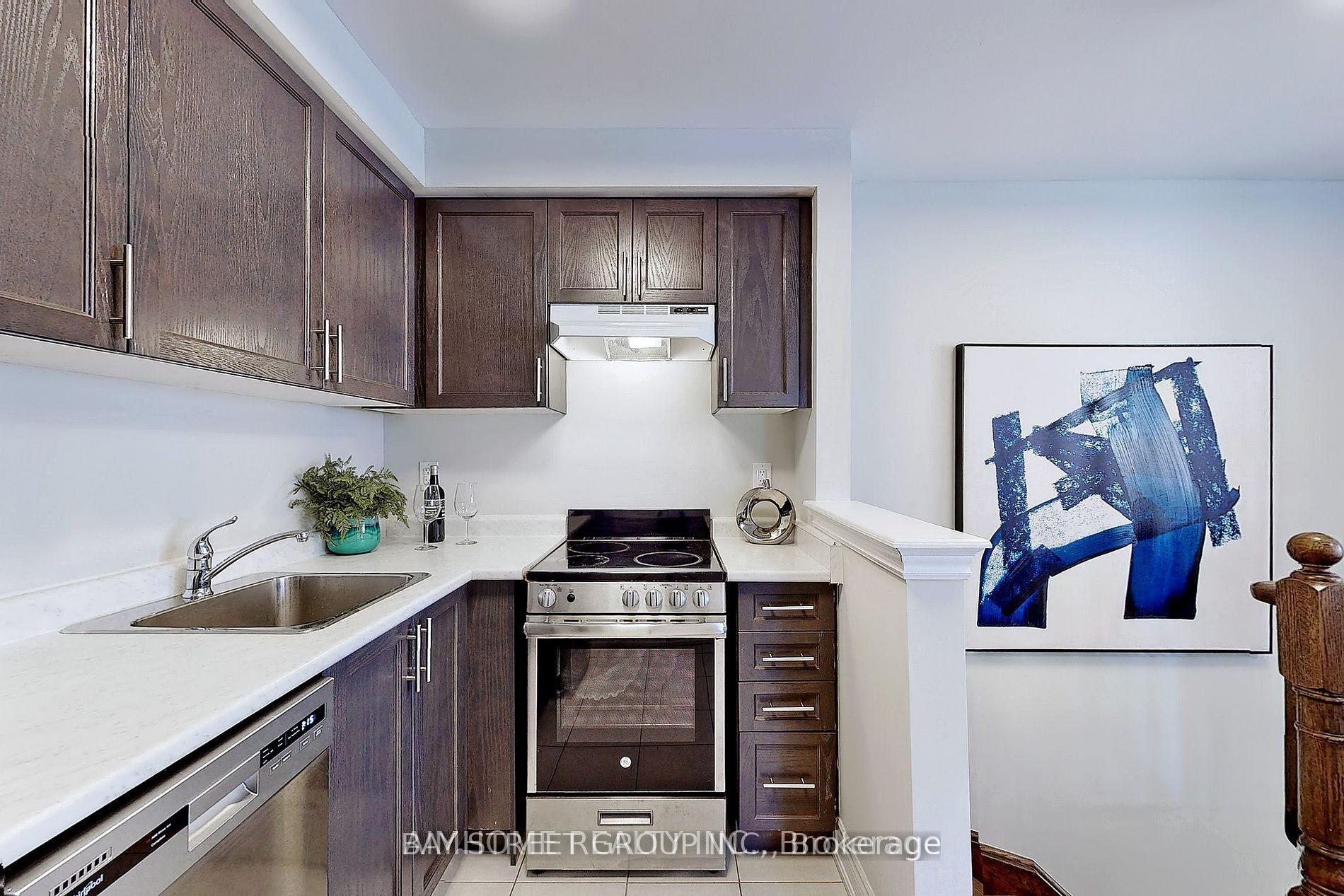 Photo 4 of Unit Coach House, 291 William Foster Road, Markham, Berczy — HOMEH