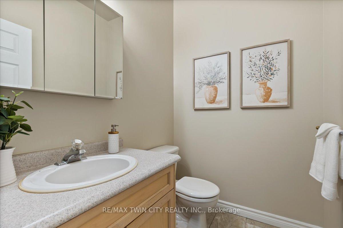 Photo 19 of 122 Briarmeadow Place, Kitchener — HOMEH