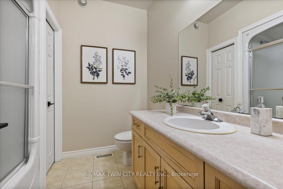 Photo 25 of 122 Briarmeadow Place, Kitchener — HOMEH