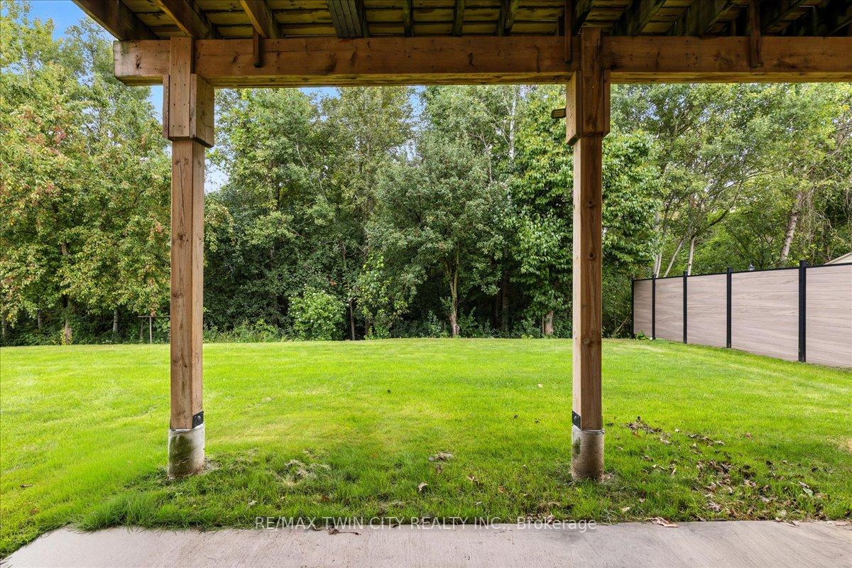 Photo 36 of 122 Briarmeadow Place, Kitchener — HOMEH