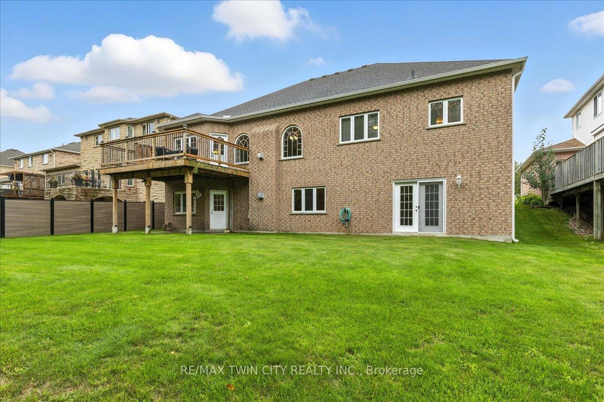 Photo 39 of 122 Briarmeadow Place, Kitchener — HOMEH