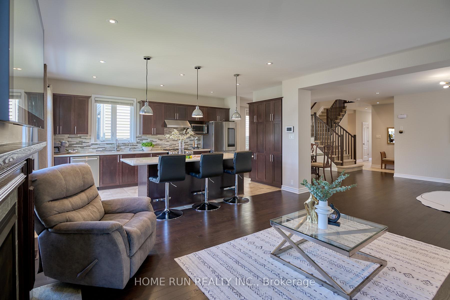 Photo 11 of 350 Haliburton Heights, Ottawa, Kanata - Emerald Meadows/Trailwest — HOMEH