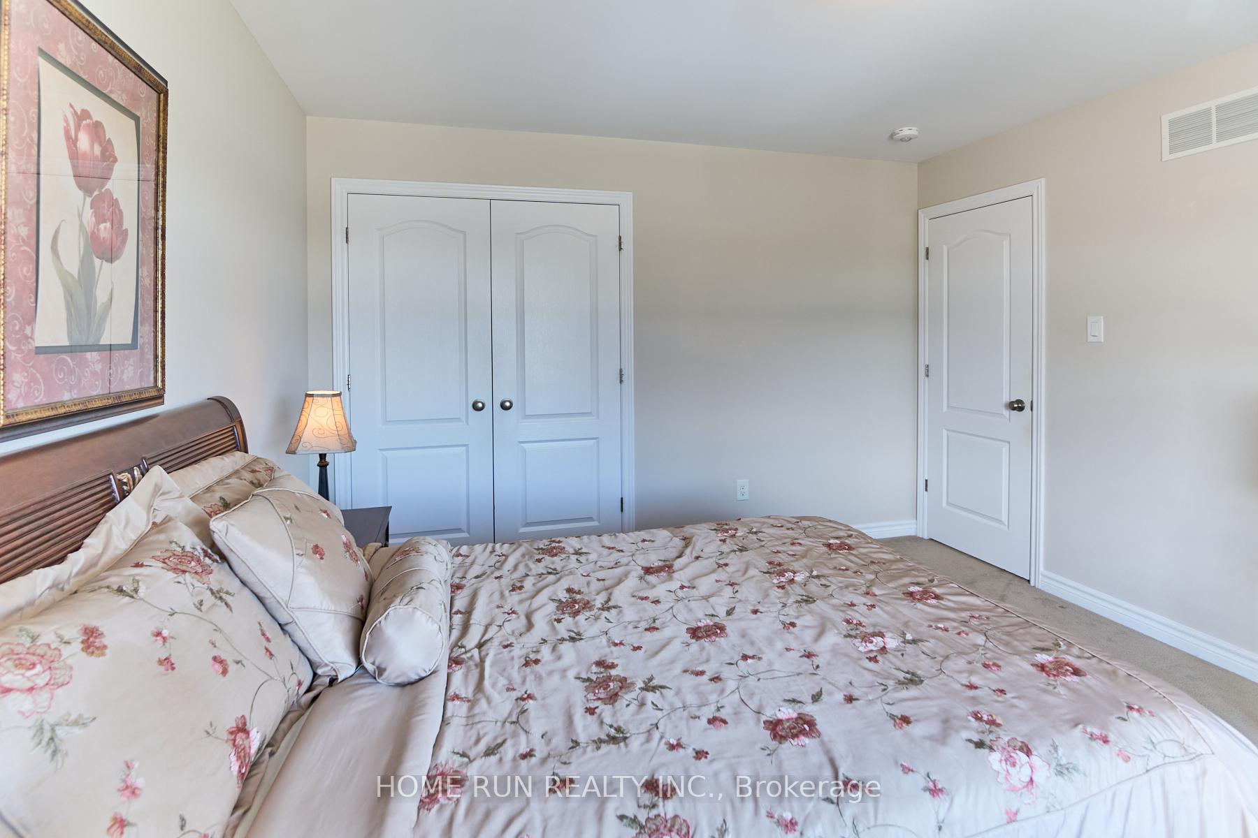 Photo 31 of 350 Haliburton Heights, Ottawa, Kanata - Emerald Meadows/Trailwest — HOMEH