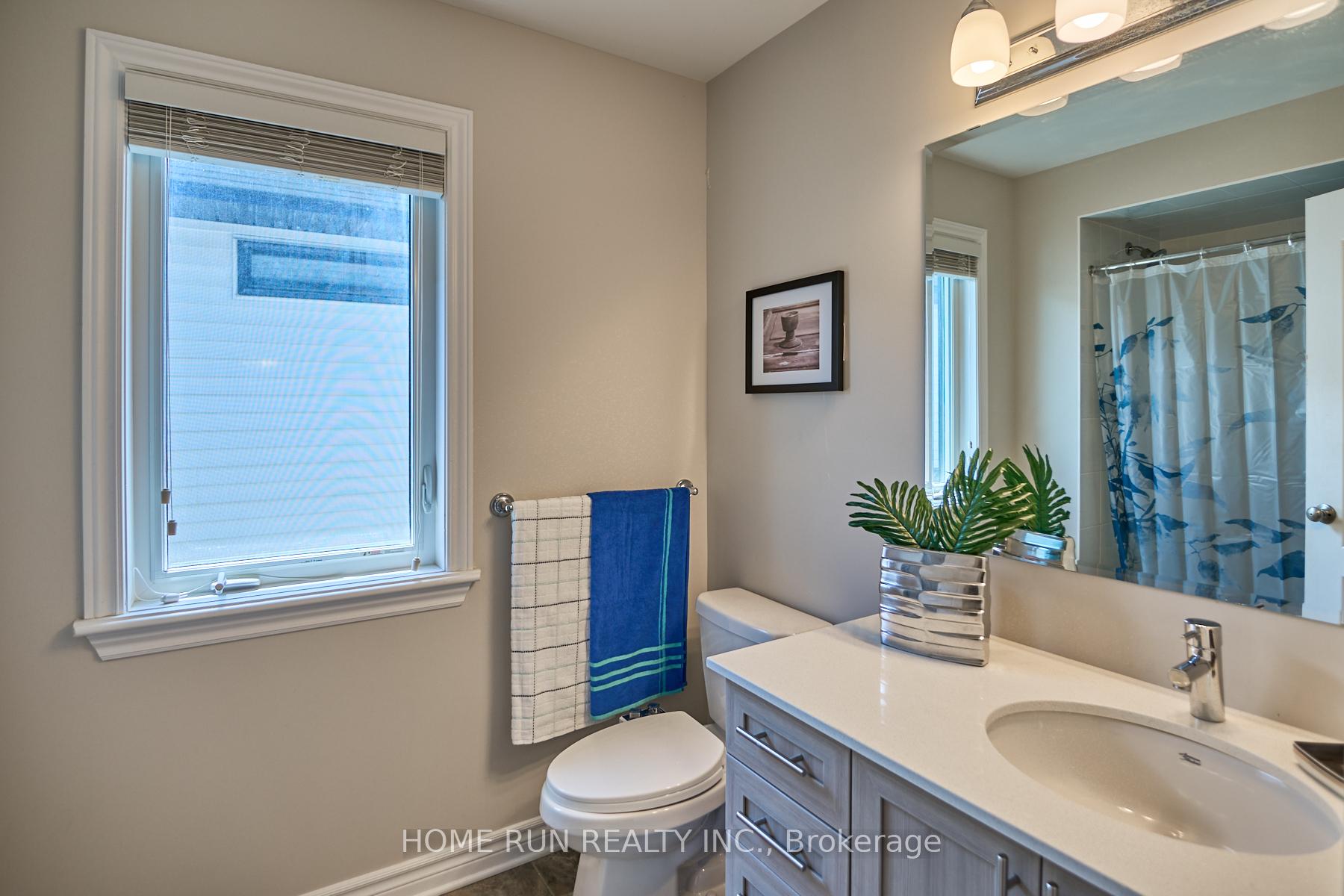 Photo 34 of 350 Haliburton Heights, Ottawa, Kanata - Emerald Meadows/Trailwest — HOMEH