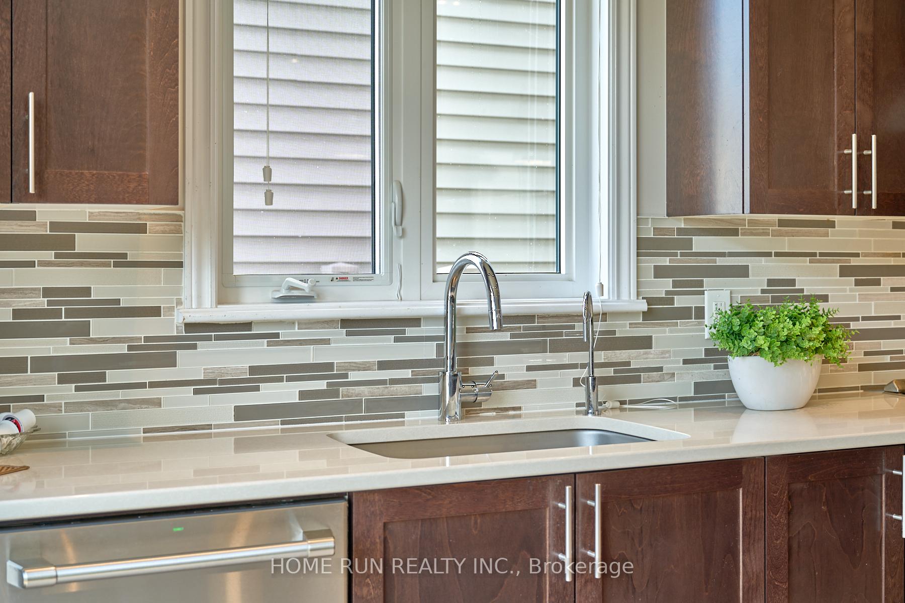 Photo 47 of 350 Haliburton Heights, Ottawa, Kanata - Emerald Meadows/Trailwest — HOMEH