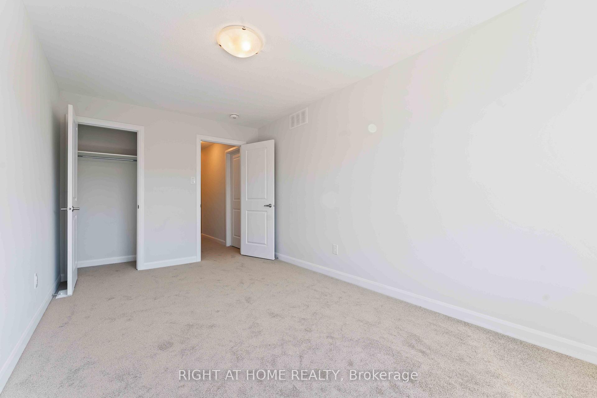 Photo 24 of 304 Clearpath Private, Ottawa, Kanata - Kanata Lakes/Heritage Hills — HOMEH