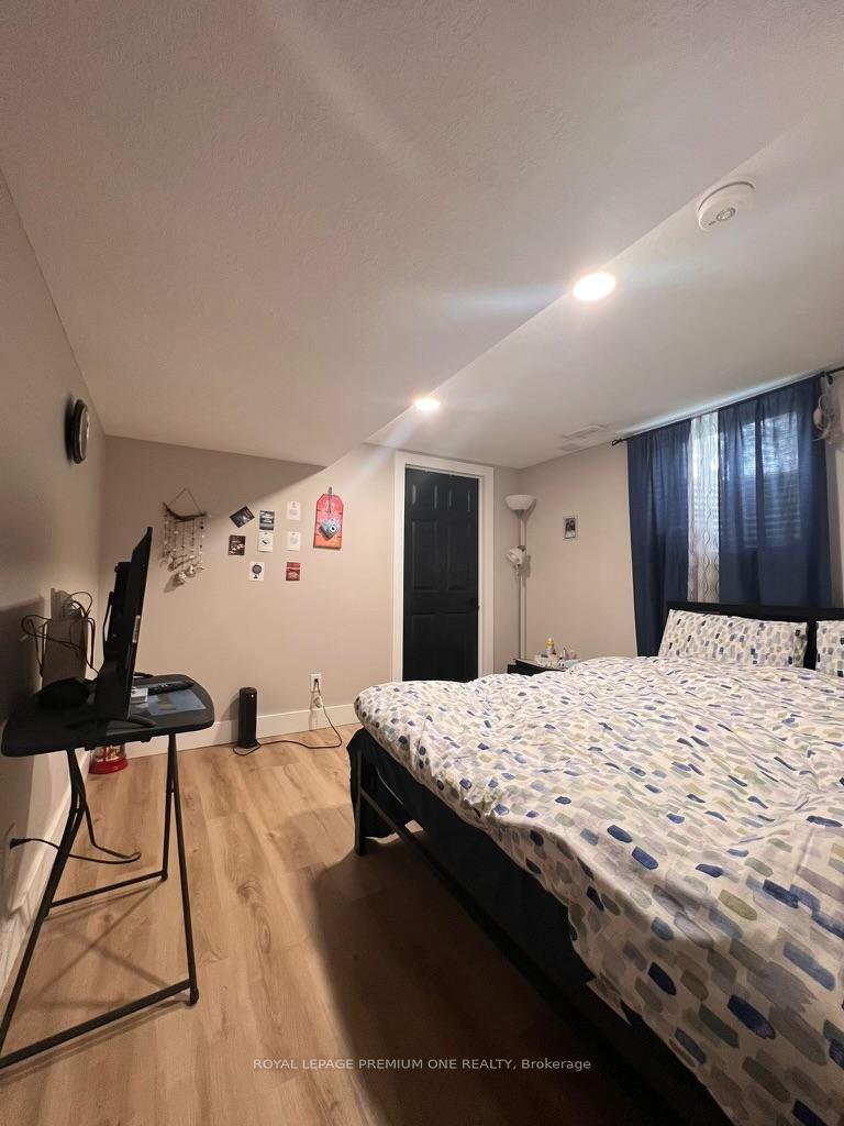 Photo 5 of Unit Lower, 106 Trafalgar Avenue S, Kitchener — HOMEH