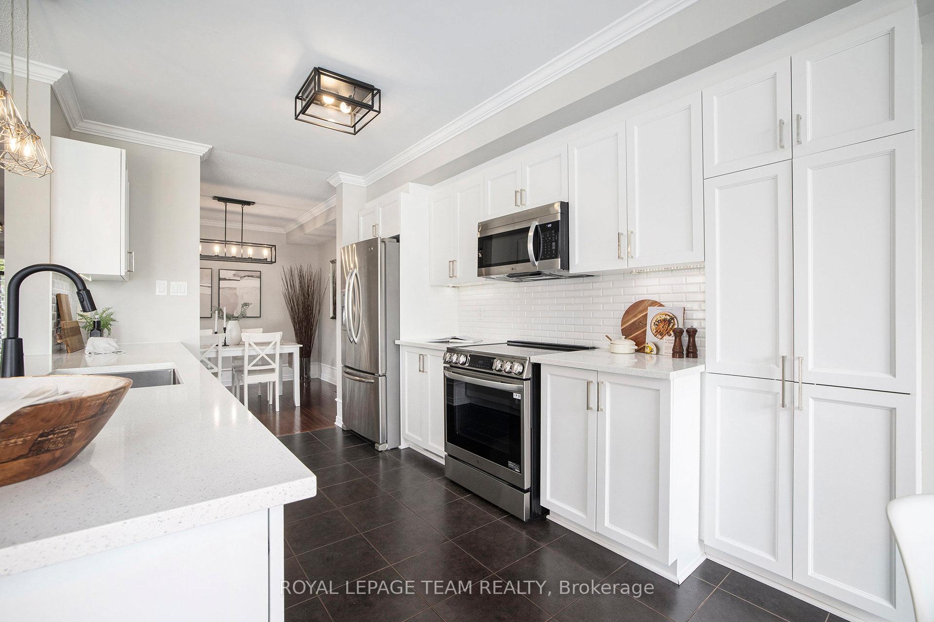 Photo 11 of 1517 Carronbridge Circle, Ottawa, Kanata - Emerald Meadows/Trailwest — HOMEH