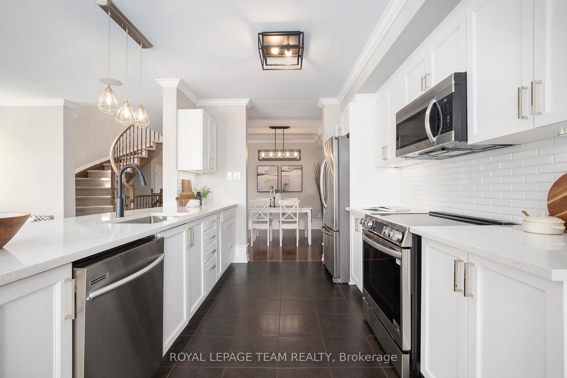 Photo 13 of 1517 Carronbridge Circle, Ottawa, Kanata - Emerald Meadows/Trailwest — HOMEH