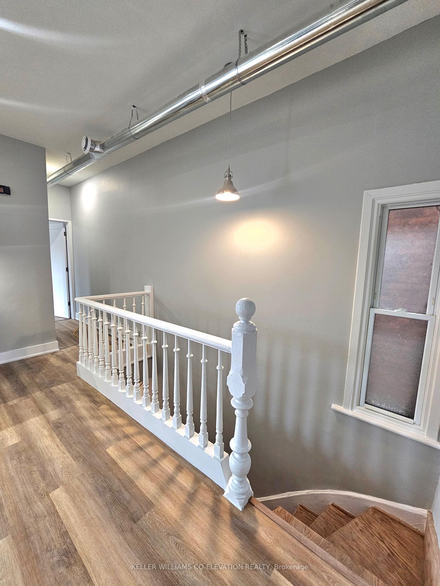 Photo 19 of 357 Barton Street E, Hamilton, Landsdale — HOMEH