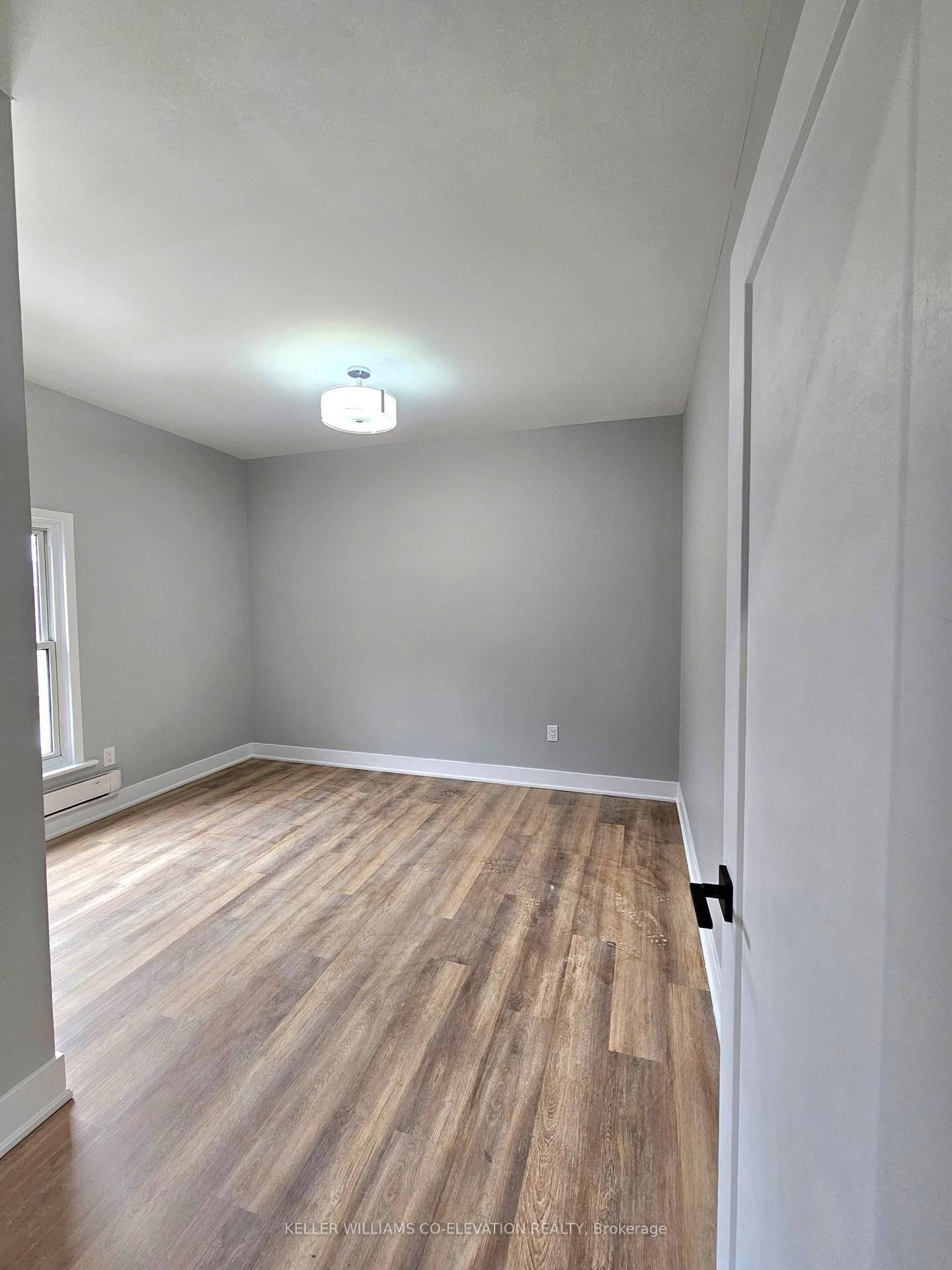 Photo 20 of 357 Barton Street E, Hamilton, Landsdale — HOMEH
