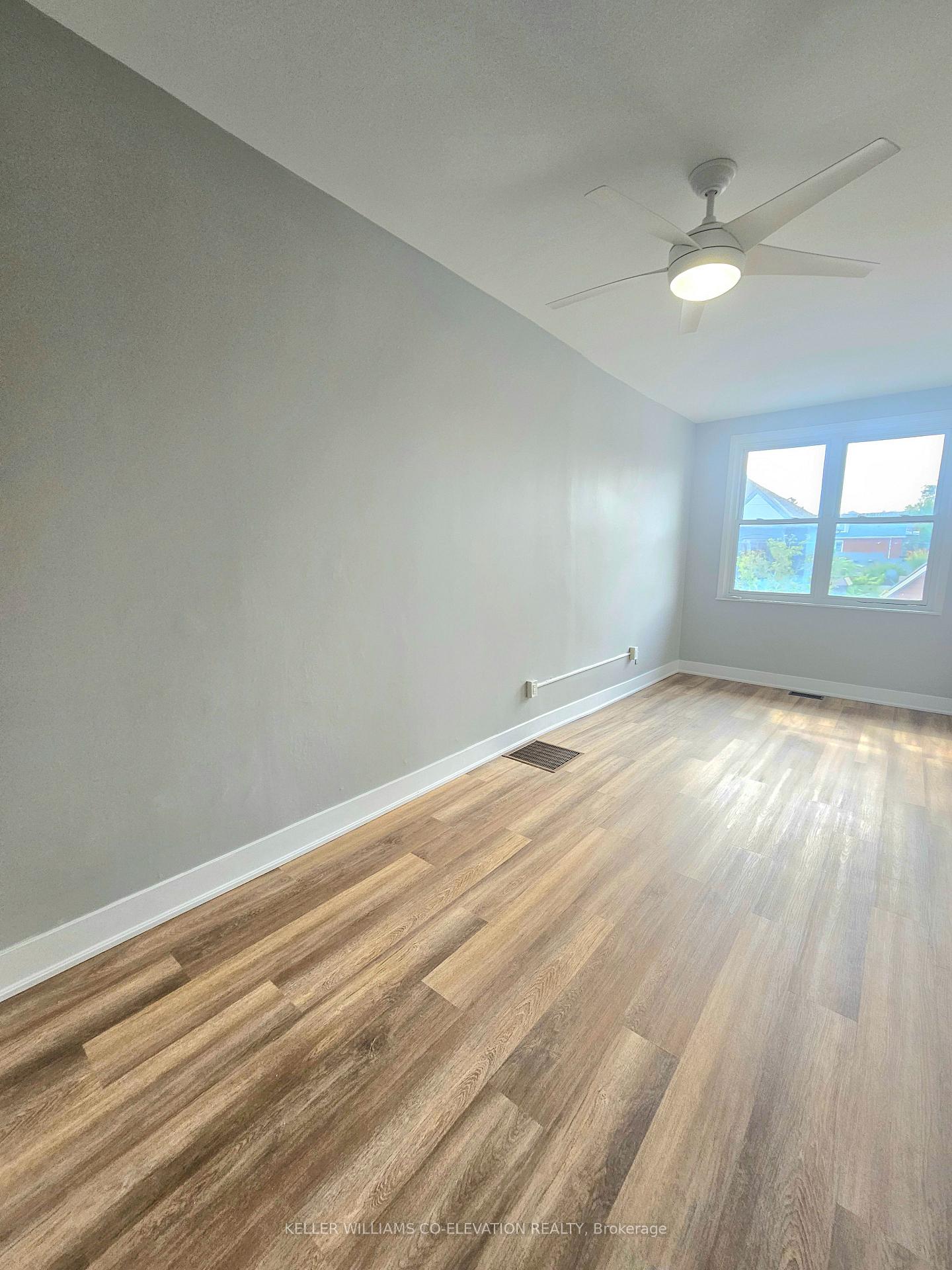 Photo 31 of 357 Barton Street E, Hamilton, Landsdale — HOMEH