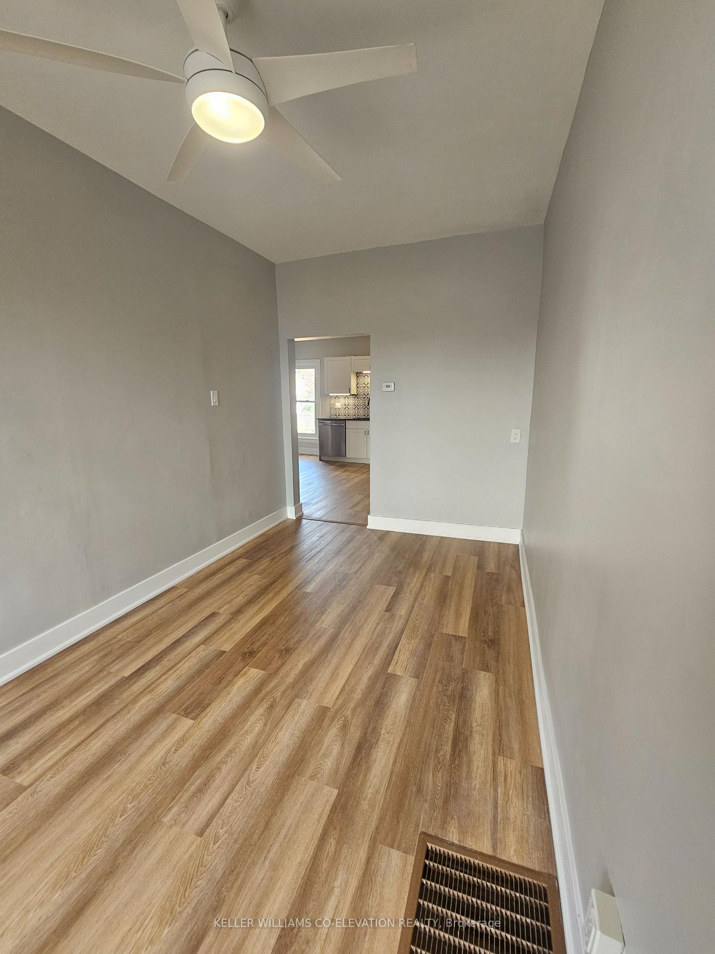 Photo 33 of 357 Barton Street E, Hamilton, Landsdale — HOMEH