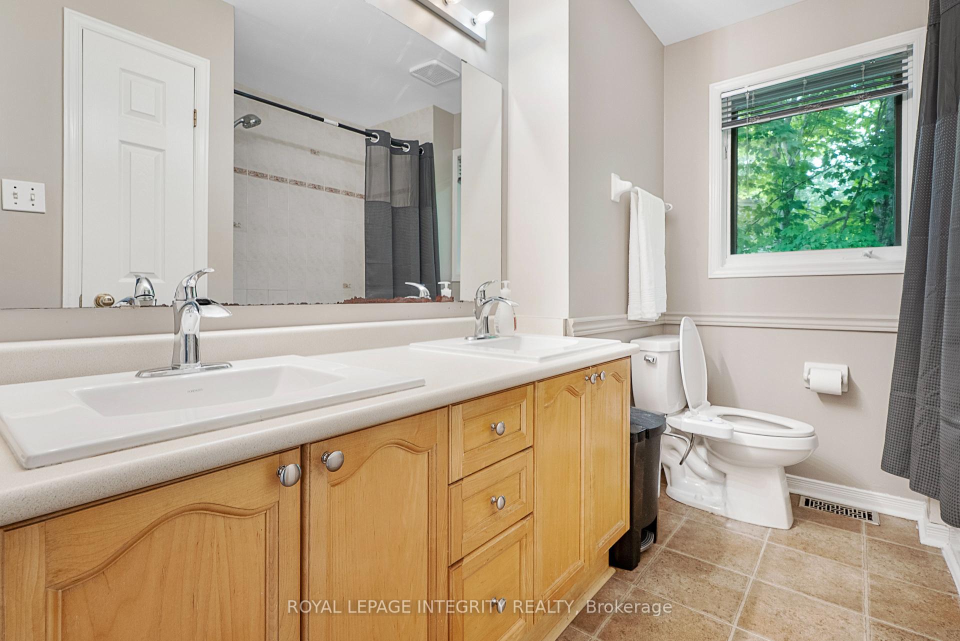 Photo 14 of 82 Blackdome Crescent, Ottawa, Kanata - Kanata Lakes/Heritage Hills — HOMEH