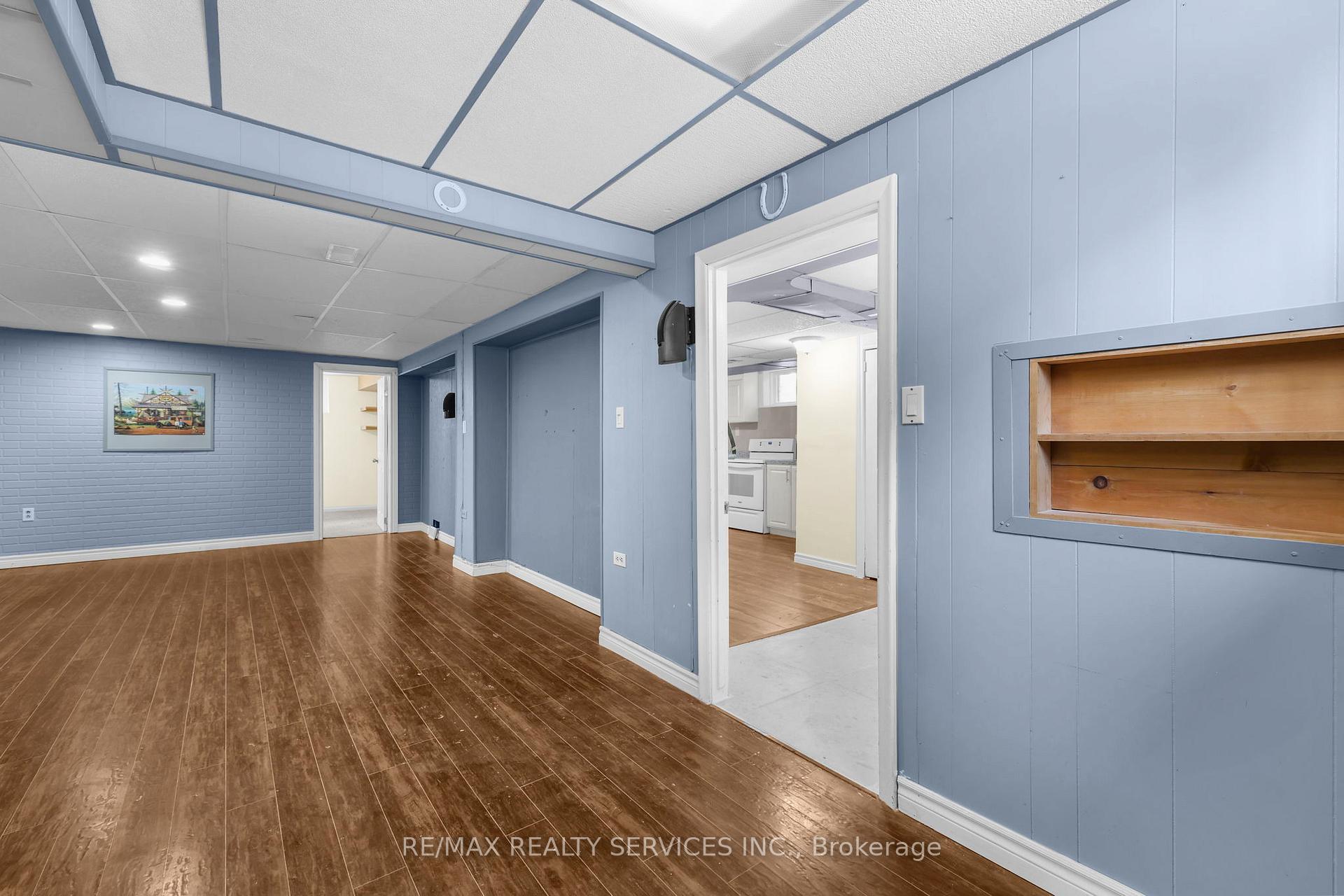 Photo 5 of 368 Upper Kenilworth Avenue, Hamilton, Huntington — HOMEH
