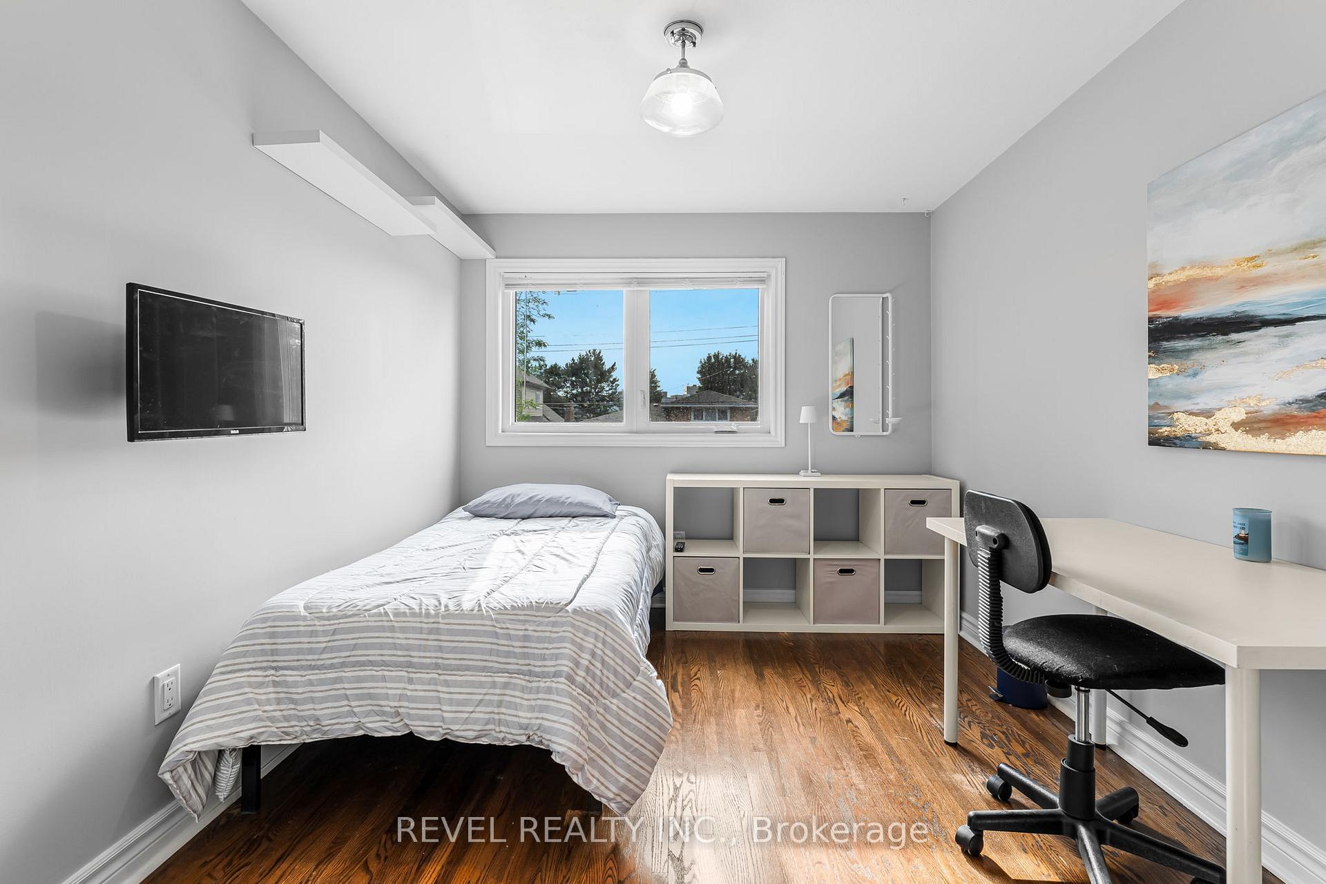 Photo 8 of 30 Owen Place, Hamilton, Greenford — HOMEH