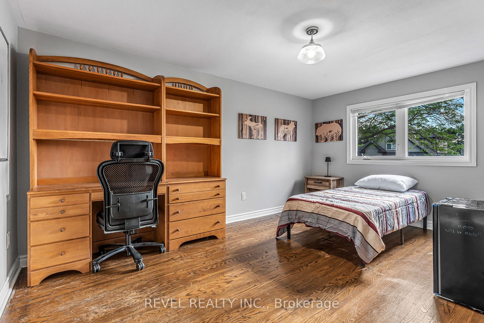 Photo 9 of 30 Owen Place, Hamilton, Greenford — HOMEH