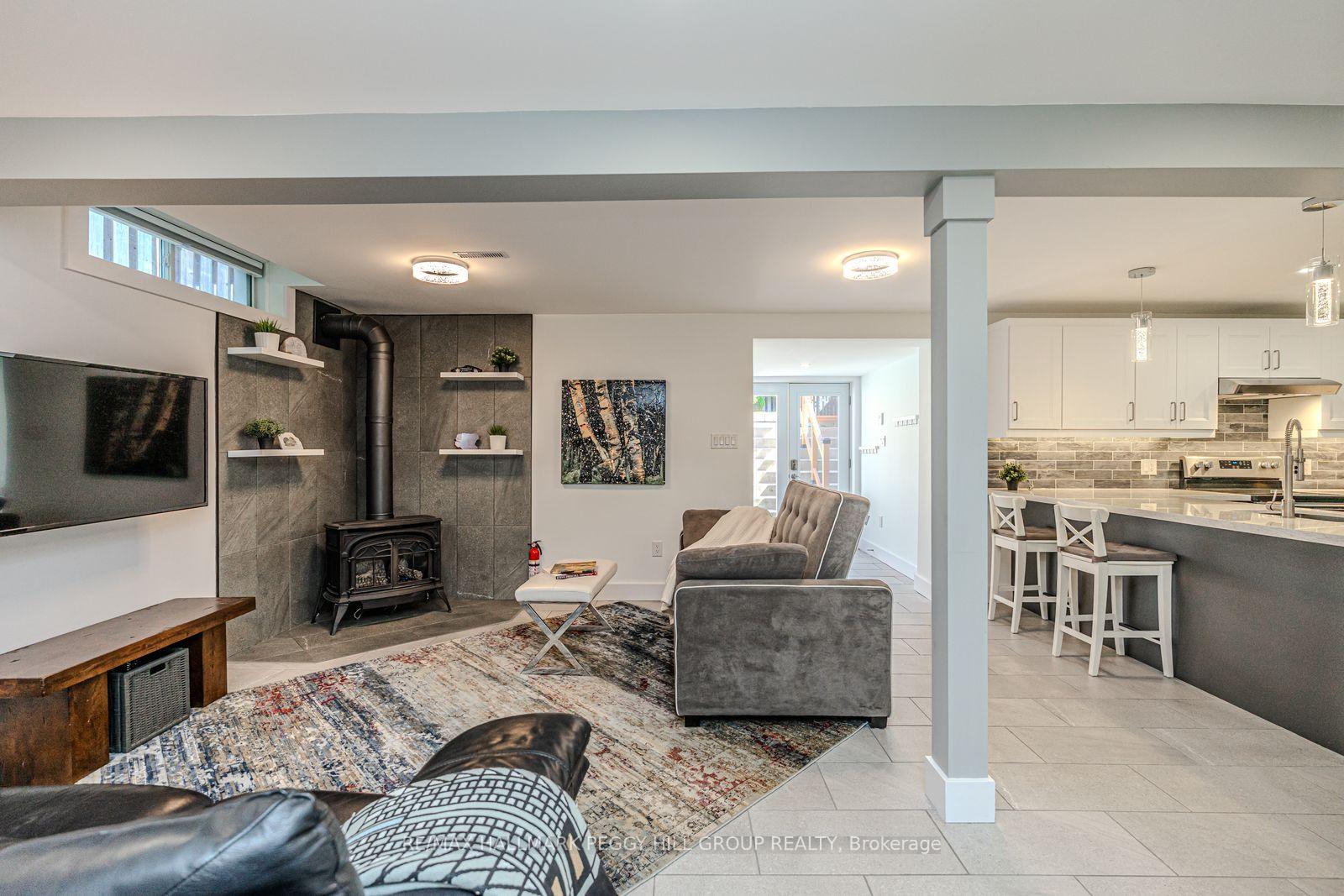 Photo 14 of 2853 Ireton Street, Innisfil, Rural Innisfil — HOMEH