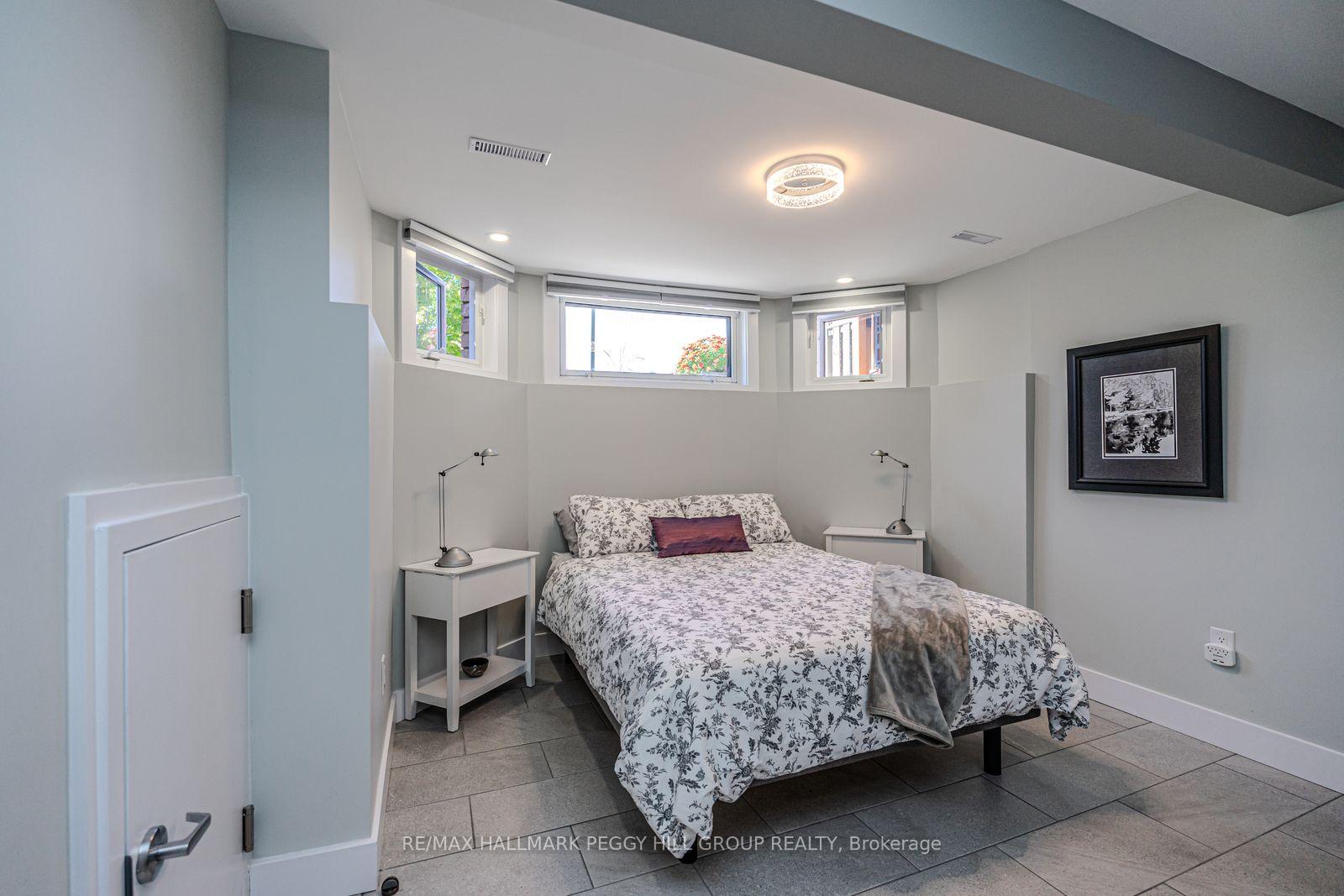 Photo 16 of 2853 Ireton Street, Innisfil, Rural Innisfil — HOMEH