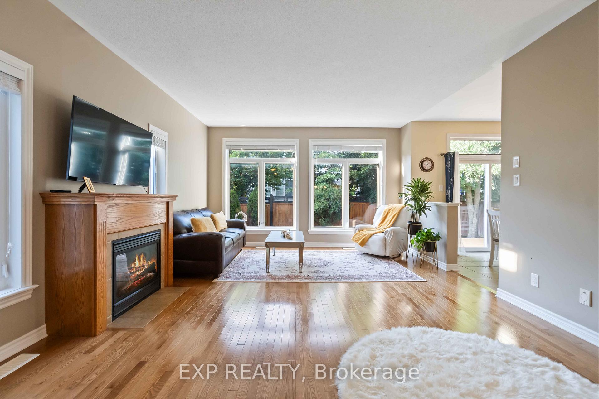 Photo 7 of 90 Cedar Valley Drive, Ottawa, Kanata - Bridlewood — HOMEH