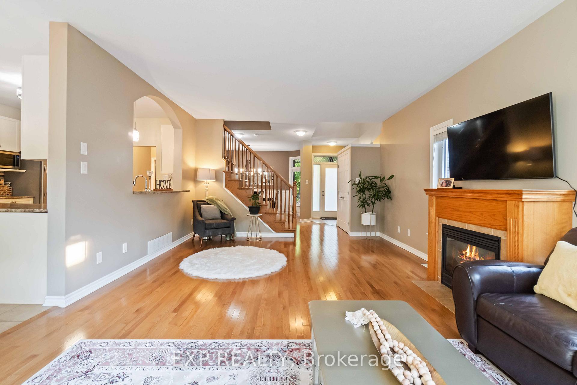Photo 9 of 90 Cedar Valley Drive, Ottawa, Kanata - Bridlewood — HOMEH