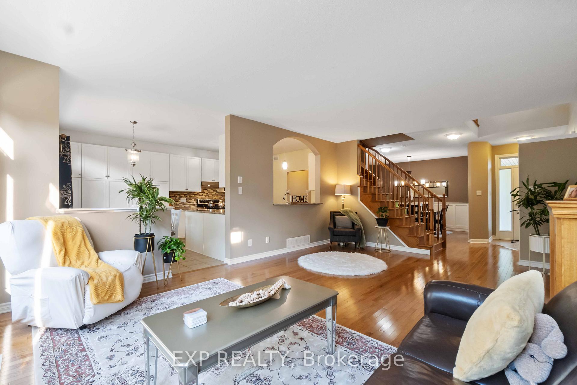 Photo 10 of 90 Cedar Valley Drive, Ottawa, Kanata - Bridlewood — HOMEH