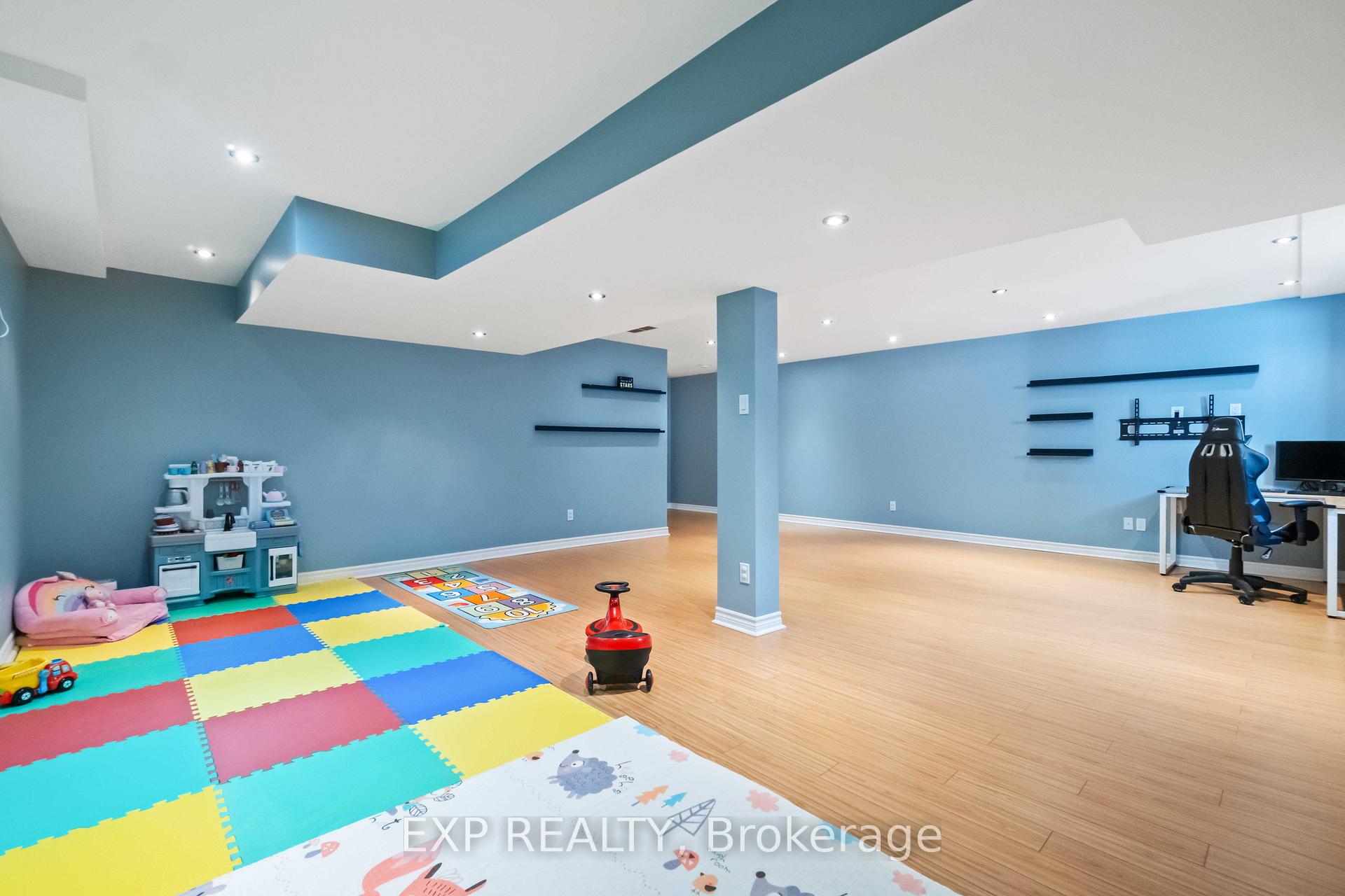 Photo 41 of 90 Cedar Valley Drive, Ottawa, Kanata - Bridlewood — HOMEH