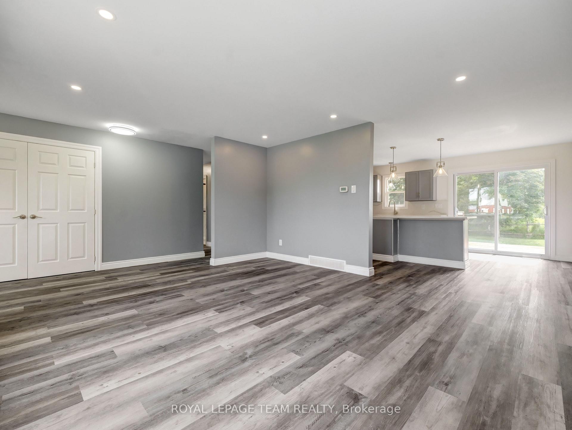 Photo 4 of 5702 First Line Road, Ottawa, Manotick South to Roger Stevens — HOMEH