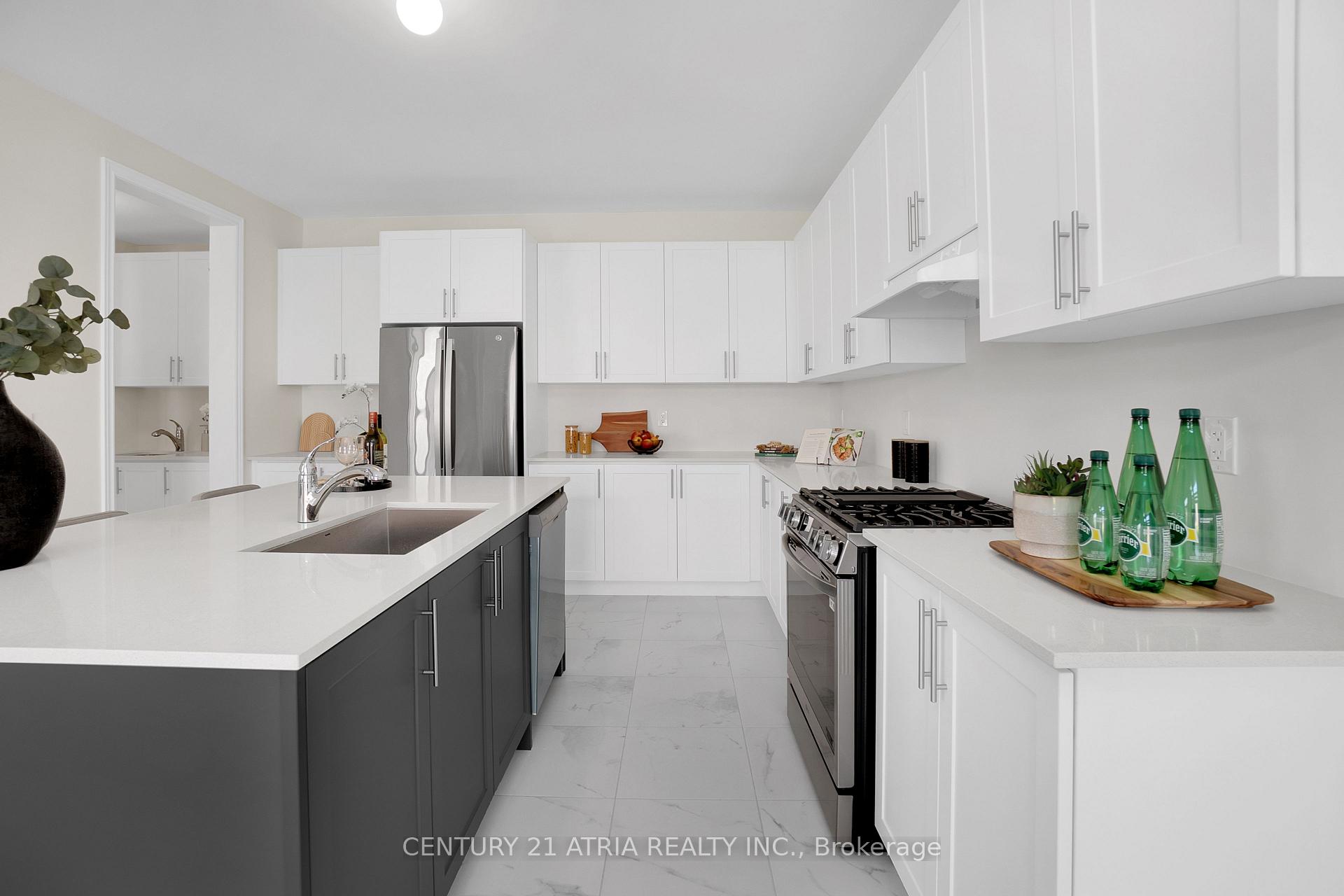 Photo 17 of 1413 Davis Loop, Innisfil, Lefroy — HOMEH