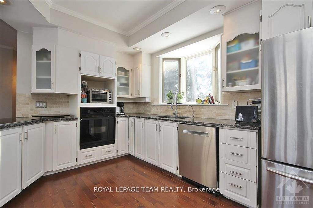 Photo 9 of 5500 Old Mill Way, Ottawa, Manotick East to Manotick Station — HOMEH
