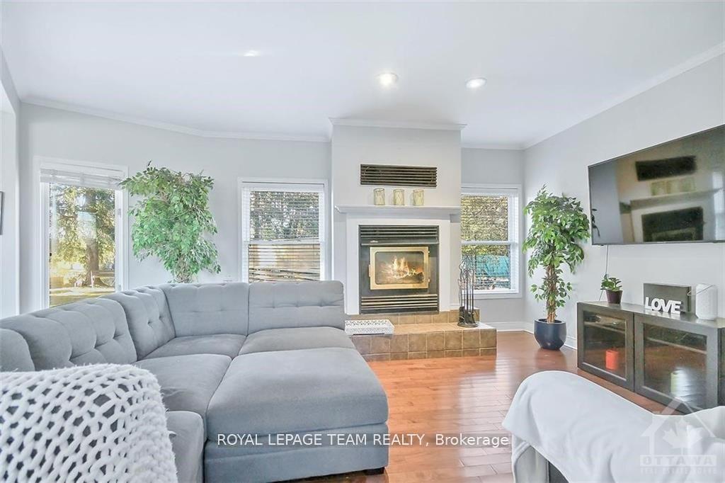 Photo 13 of 5500 Old Mill Way, Ottawa, Manotick East to Manotick Station — HOMEH