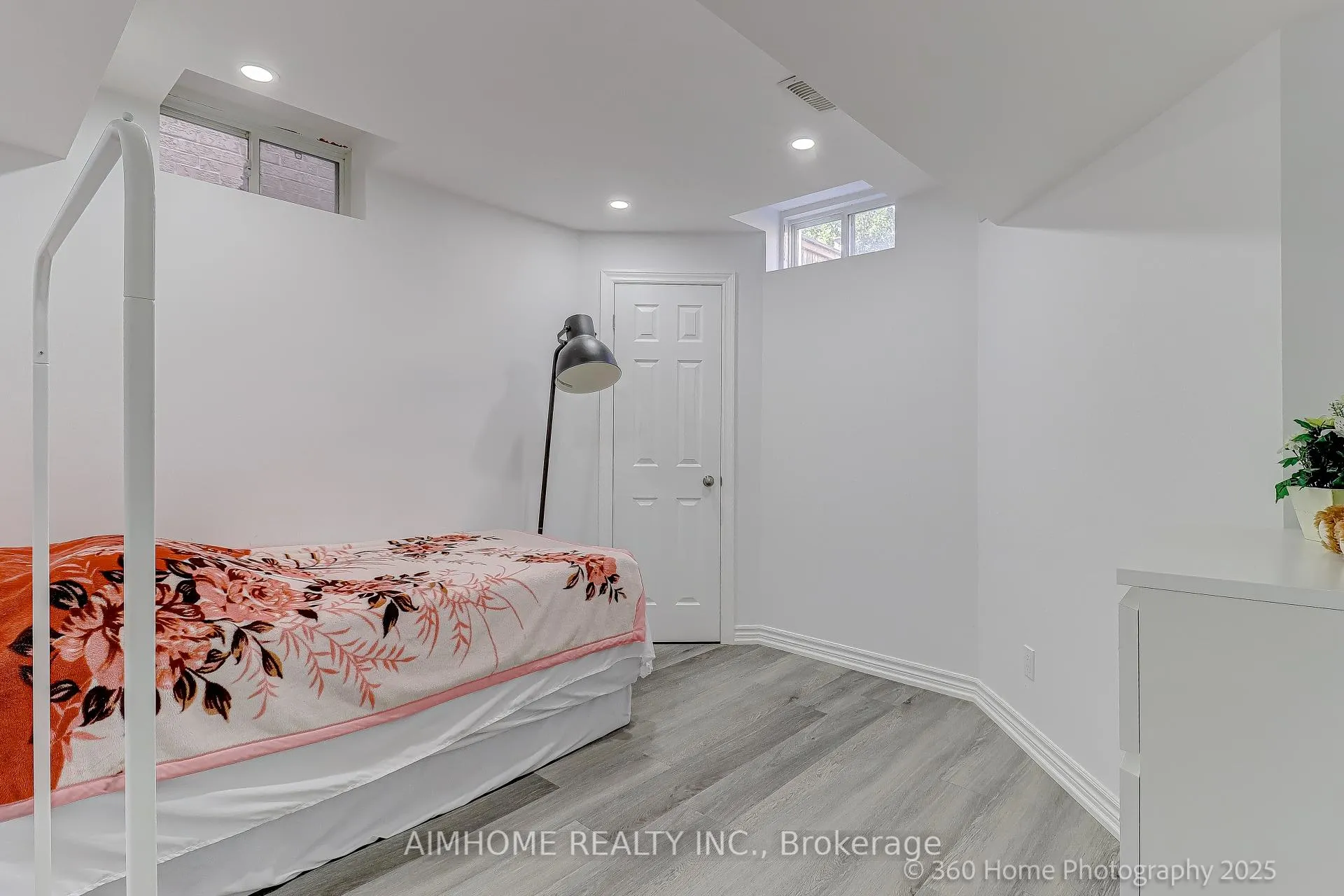Photo 21 of 18 Saddlebrook Drive, Markham, Cornell — HOMEH