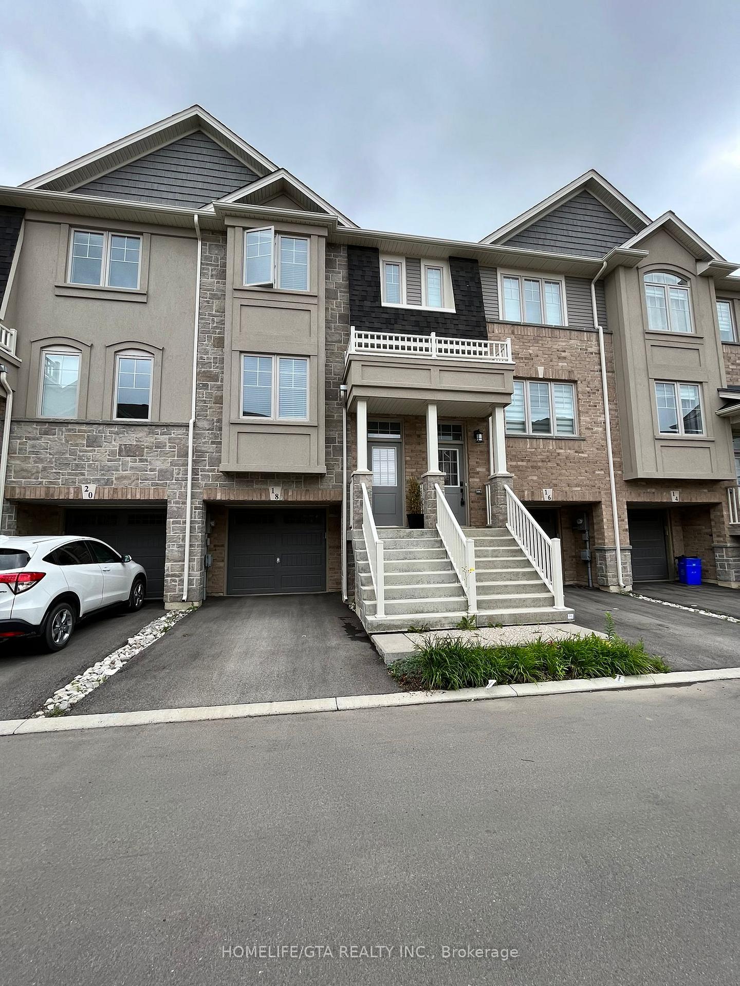 Photo 1 of 18 Marr Lane, Hamilton, Meadowlands — HOMEH