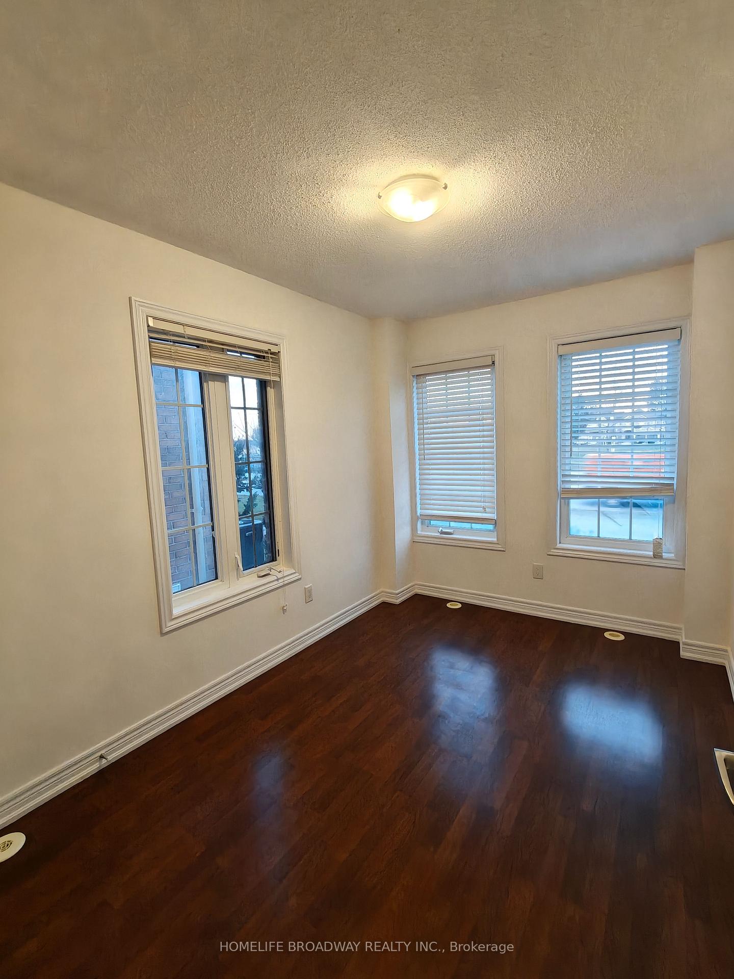 Photo 2 of 9998 Mccowan Road, Markham, Berczy — HOMEH