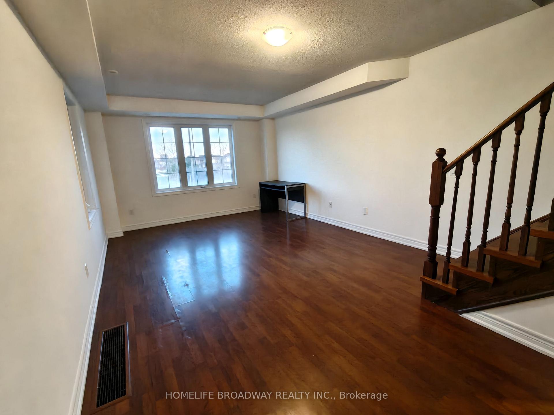 Photo 3 of 9998 Mccowan Road, Markham, Berczy — HOMEH